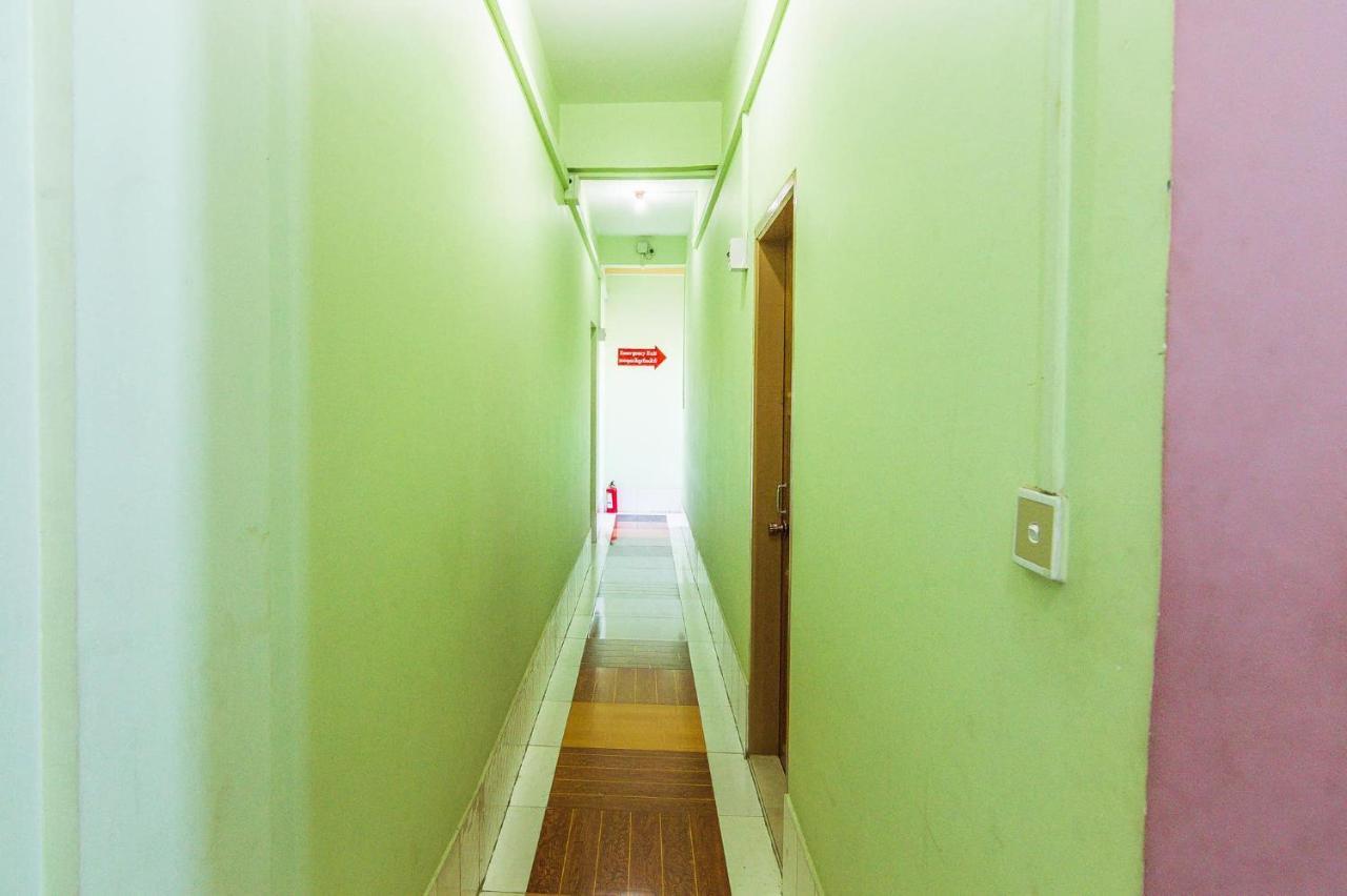 Maykha Hotel Mandalay Exterior foto